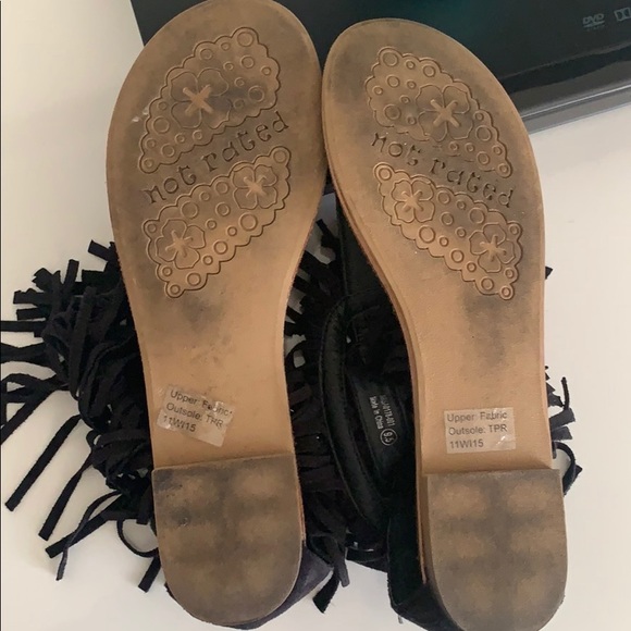 Fringed sandals - Picture 4 of 5